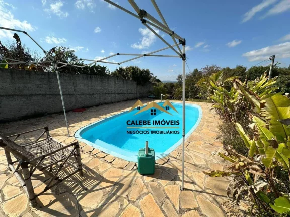 Imagem Chácara com 3 dormitórios à venda, 4000 m² por R$ 750.000,00 - Bairro dos Mirandas - Tatuí/SP