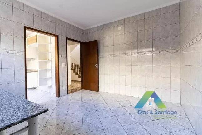 Imagem Casa com 3 dormitórios Com suite e 3 vagas próximo ao Metrô Alto do Ipiranga em Vila Gumercindo/SP!