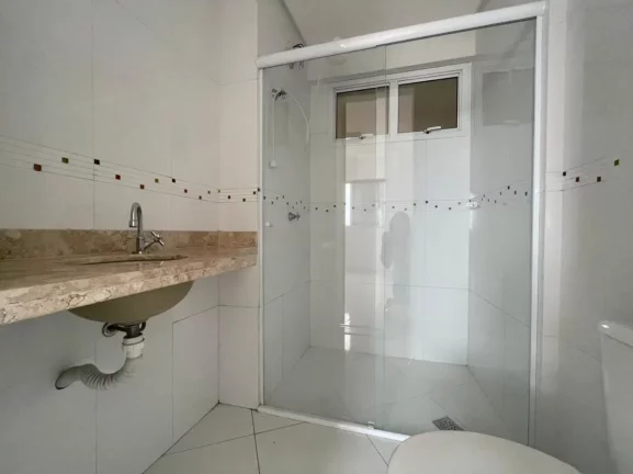 Imagem Apartamento no Edifício Santiago com 41m², possui 1 dormitório sendo suíte, cozinha planejada, 1...