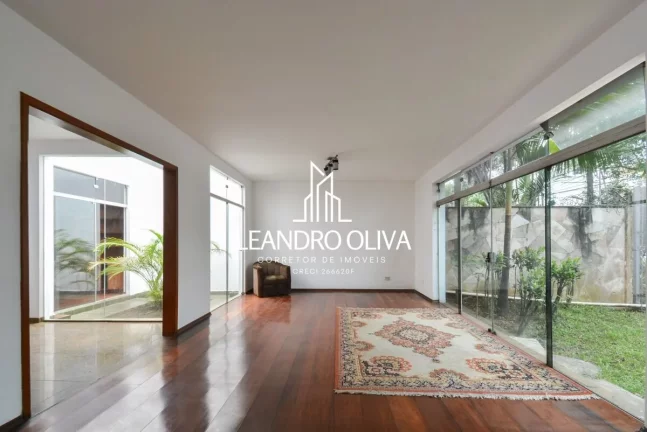 Imagem Sobrado à Venda no Planalto Paulista 331m² | 4 Dorms | Espaço, Conforto e Sofisticação