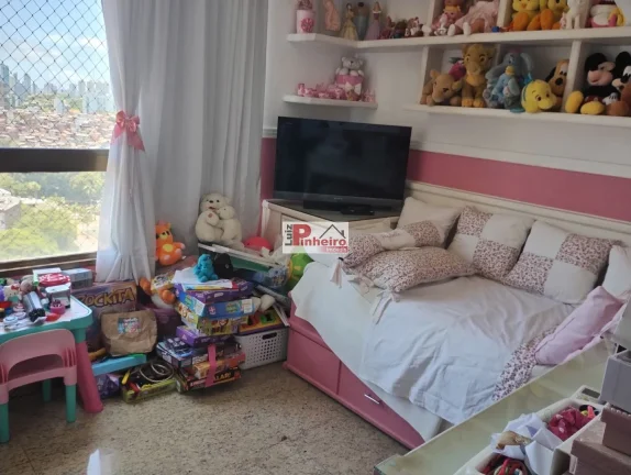 Foto do imóvel: Apartamento na Graca com 4 Suites