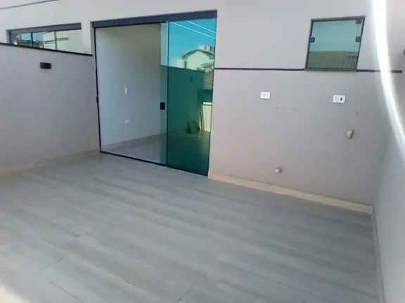 Imagem Excelente cobertura à venda com elevador!!