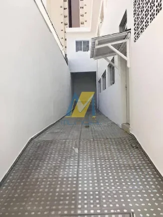 Imagem Galpão estratégico no ABC pronto para operar e expandir.