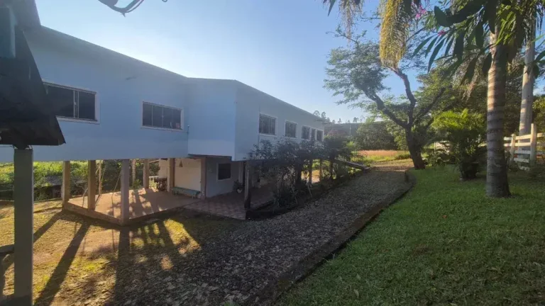 Imagem Sítio à venda em Barbacena, Monte Mário, com 4 quartos, 4.8ha
