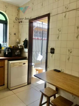 Imagem Oportunidade única: Casa de luxo na Ribeirânia, Ribeirão Preto-SP, Zona Leste! 4 quartos, 4 suítes, 2 salas, 5 banheiros, 4 vagas, 437,50m². Quer Imóvel Negócios Imobiliários.