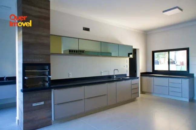 Imagem Casa de Luxo em Condomínio à Venda em Ribeirão Preto-SP no Bairro Bonfim Paulista: 3 Quartos, 3 Suítes, 1 Sala, 4 Banheiros, 4 Vagas, 180m².