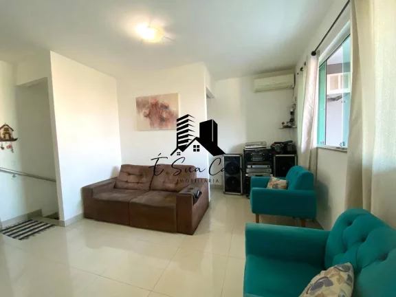 Imagem Casa á venda3 quartos Bairro Cabral - Contagem/MG