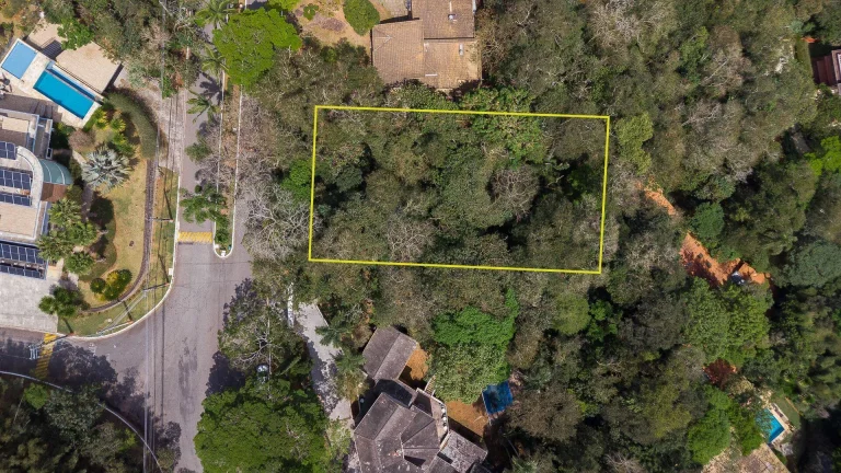 Imagem Terreno à venda, 1171 m² por R$ 700.000,00 - Granja Viana - Forest Hills - Jandira/SP