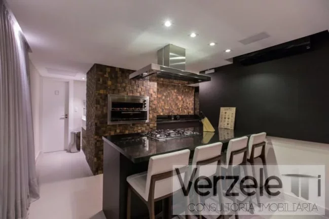 Imagem Frente ao Mar para Venda em Balneário Camboriú / SC no bairro Centro