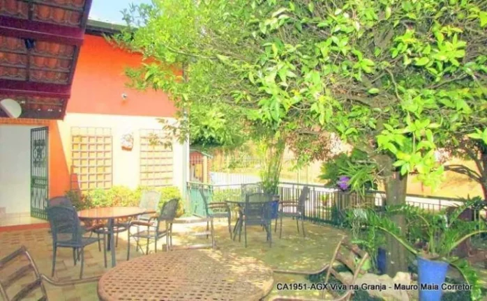 Imagem Casa Espetacular térrea com 5 quartos, Miolo da Granja Viana R$2.900.000