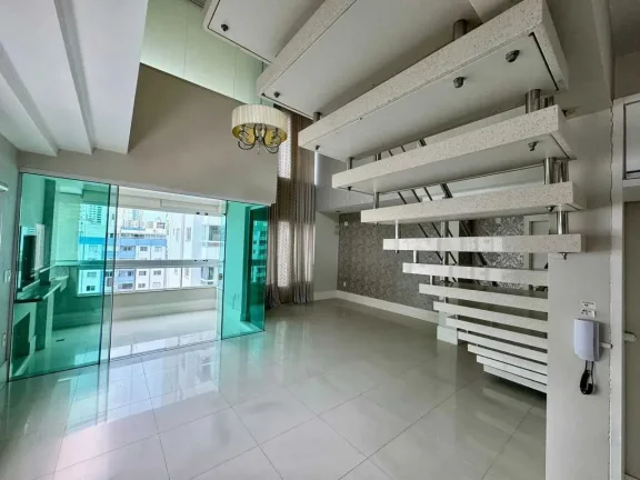 Imagem Apartamento Duplex com 3 suítes no Centro de Balneário Camboriú