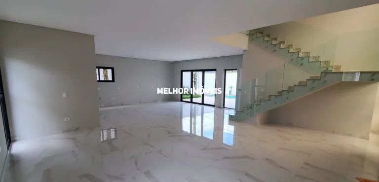 Imagem Casa a venda no Condomínio Boulevard na Barra em Balneário Camboriú.