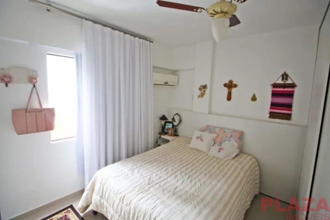 Imagem Apartamento com 2 quartos de Temporada, Centro - Balneário Camboriú