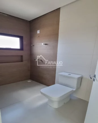 Imagem Casa em Condomínio à venda em Campos do Conde com 204m² 3 suítes, 4 vagas