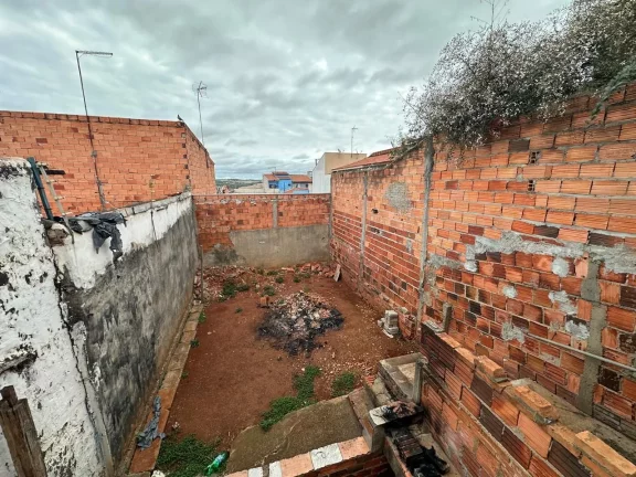 Imagem Casa com 2 dormitórios à venda, 60 m² por R$ 150.000,00 - Jardim Rosa Garcia - Tatuí/SP