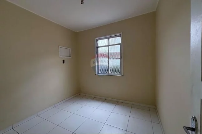 Imagem Apartamento com 50m² e 2 quartos em Cascadura. Rio de Janeiro,