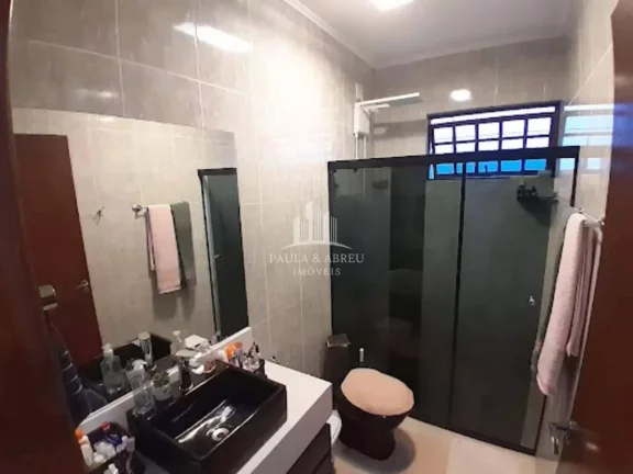 Imagem Sobrado de Alto Padrão, 3 Dormitórios com Sacadas, sendo 1 Suíte com Closet, Piscina Aquecida (5 X 9mts) na Vila Bocaina, Mauá-SP