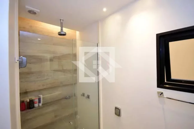 Imagem Apartamento mobiliado de 131m² com 3 quartos e 2 vagas na Barra da Tijuca