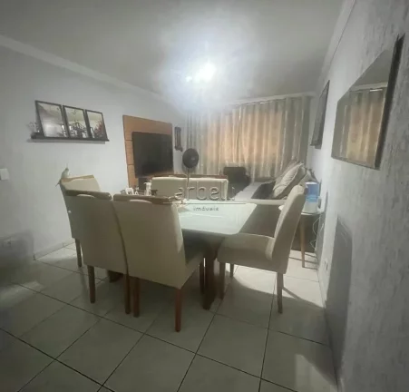 Imagem Sobrado com 100 M², sendo 84 M² de área útil, com 2 dormitórios, 2 banheiros, 1 lavabo, sala, c...