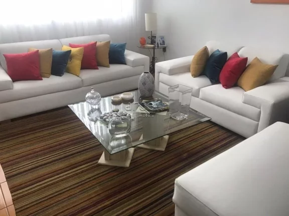 Imagem Sobrado com 130 metros quadrados com 3 dormitórios sendo 1 suíte com sacada e vista panorâmica, 1...