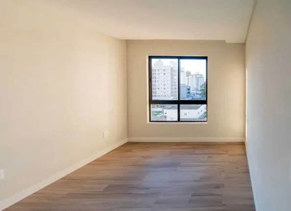 Imagem Apartamento com 2 suítes e 1 vaga de garagem no Bairro Vila Operária em Itajaí