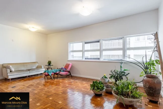 Imagem Apto Reformado na Av. Angelica, 144m², 3 dorms (1 suíte), lavabo, 2 vagas