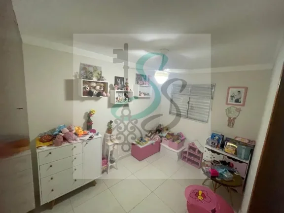Imagem Venda de casa no Parque Residencial Vila União, Campinas. 2 dormitórios, sala, cozinha, lavanderia, banheiro, vaga de garagem.