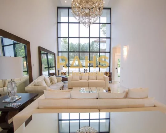 Imagem Requinte, Conforto e Segurança, Você Encontra Nessa Excepcional Residência de Alto Padrão em Con...