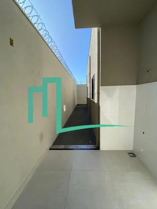 Imagem CASA NOVA À VENDA NO JARDIM ADELINHA