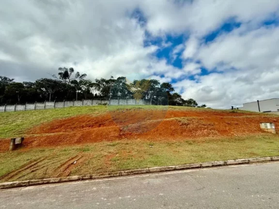 Terreno em Condomínio a Venda no bairro Granja Viana - Cotia, SP