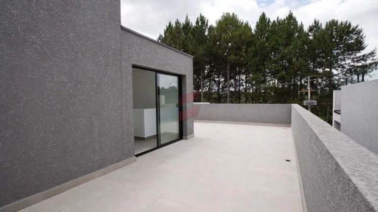 Imagem CASA com 4 dormitórios à venda com 190m² por R$ 1.199.000,00 no bairro Santa Cândida - CURITIBA / PR