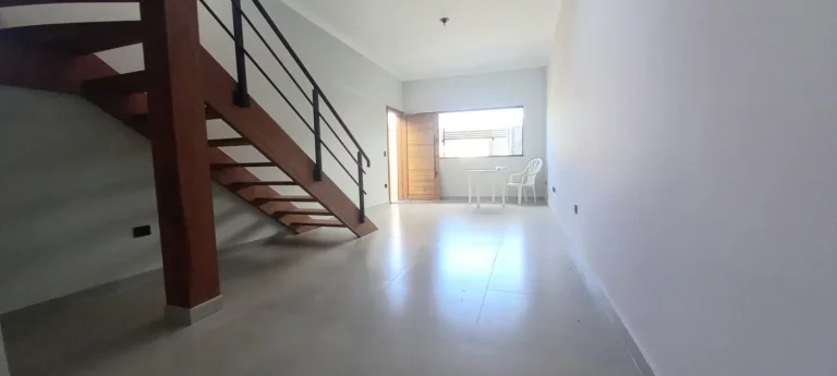 Imagem Casa à venda em Alvinópolis  3 suítes e quintal | Atibaia