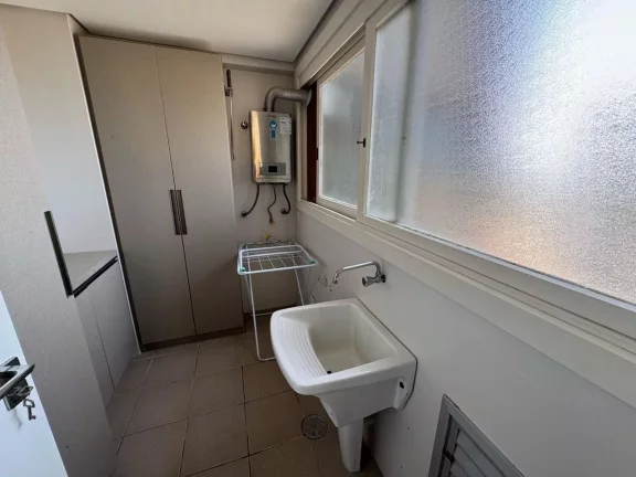 Imagem Apartamento à venda, com 3 quartos, 167m²
