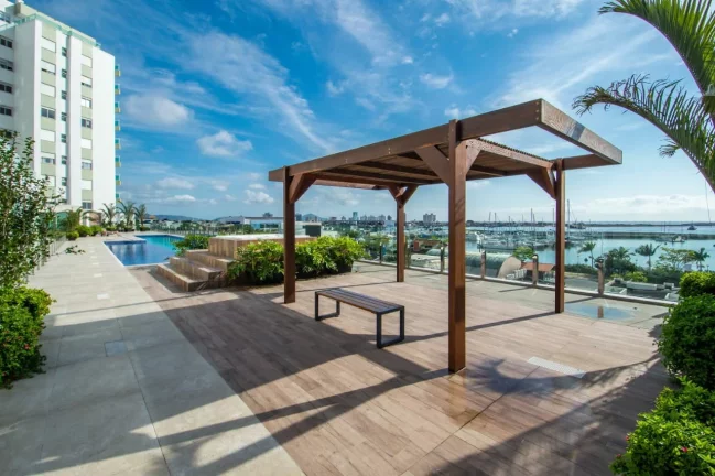 Imagem Duplex com 3 dormitórios à venda sendo 3 suítes, 328.96 m² por - R$ 8.750.000,00 - Fazenda - Itajaí/SC