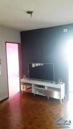 Imagem Casa à venda em Paraisópolis, MG. 4 quartos e 3 vagas coberta.