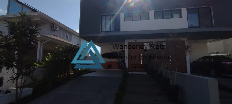Imagem Belíssima casa com 3 suítes em área privilegiada