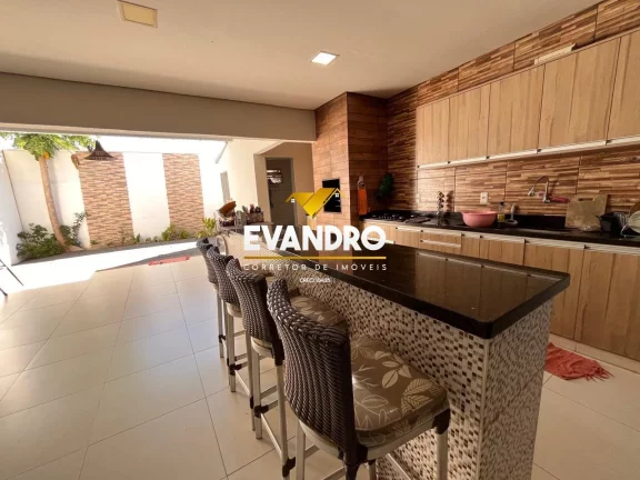 Imagem Casa em Condomínio para Venda em Cuiabá / MT no bairro Jardim Imperial