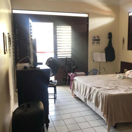 Imagem Casa de 1º andar com Edícula, no Bessa a menos de 250m da praia - CA0163