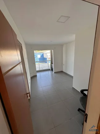 Imagem Casa Duplex com 2 Suítes à Venda no Bairro Praia de Santa Mônica
