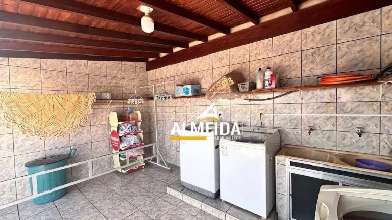 Imagem Casa com 3 dormitórios à venda por R$ 380.000,00 - Jardim Residencial das Palmeiras - Rio Claro/SP