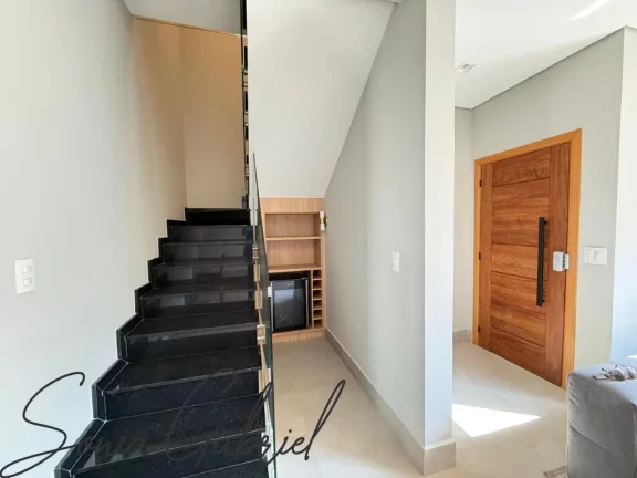 Imagem Casa em condomínio: 3 quartos, 3 suítes, 2 salas, 2 banheiros, 2 vagas, 138m² em Valinhos-SP, Condomínio Villa Aurora Imagem Casa em condomínio: 3 quartos, 3 suítes, 2 salas, 2 banheiros, 2 vagas, 138m² em Valinhos-SP, Condomínio Villa Aurora