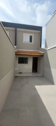 Imagem Sobrado - Bairro Vila Lais - Penha - 160 m² - 3 Suítes - Sacada - Quintal com churrasqueira - 3 Vagas - Aceita financiamento