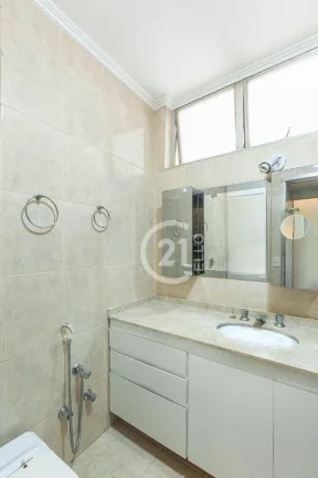 Imagem Apartamento com 4 dormitórios à venda, 190 m² por R$ 2.700.000,00 - Itaim - São Paulo/SP