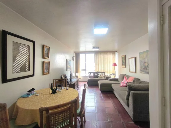 Imagem PITANGUEIRAS- UMA QUADRA DO MAR , LOCALIZAÇÃO ESPETACULAR , VISTINHA MAR , GARAGEM NO PRÉDIO.