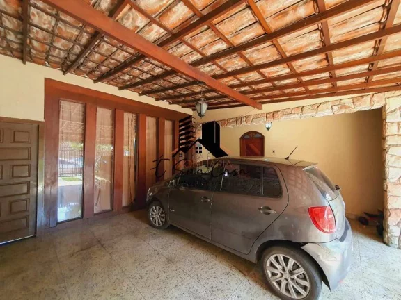 Imagem Casa com 3 Quartos à Venda bairro Glória / Eldorado Contagem MG