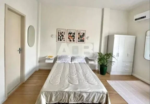 Imagem Apartamento conjugado em Copacabana, 22m2, Reformado e mobiliado (Airbnb).