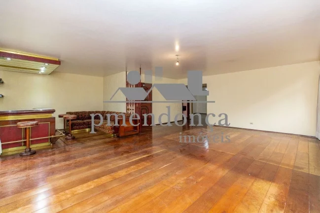 Imagem Apartamento em Higienópolis com 240m², 04 suítes e 04 vagas.