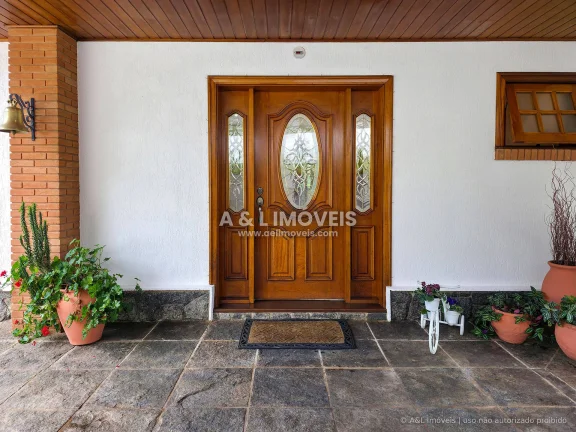 Imagem Casa à Venda na Aldeia Austríaca em Campos do Jordão - 6 Suítes e 640 m²