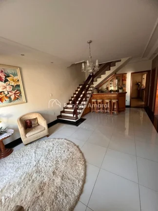 Imagem Terreno: 321 m²
Construção: 252 m²
Documentação: Totalmente regularizada

Características do ...