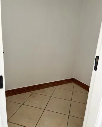 Imagem Sobrado em condomínio fechado , 3 dormitórios com suíte e lareira